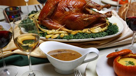 Turkey rules the table. But a poll finds disagreement over other Thanksgiving classics