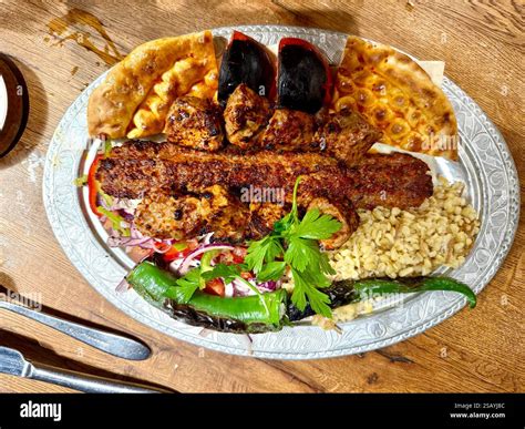 Turkish Kebap & Pide & Lahmacun (Kaynarca Mah.).