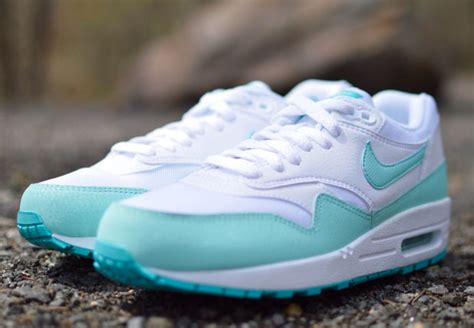 Turn Heads with Teal: Discover the Style and Comfort of Nike Sneakers Teal