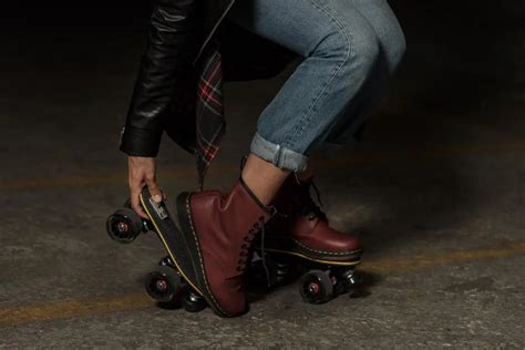 Turn Your Shoes into Skates with Revolutionary Roller Blades that Attach to Shoes