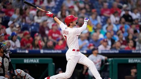 Turner’s 2 home runs, 4 hits, a hopeful breakout game for Phillies