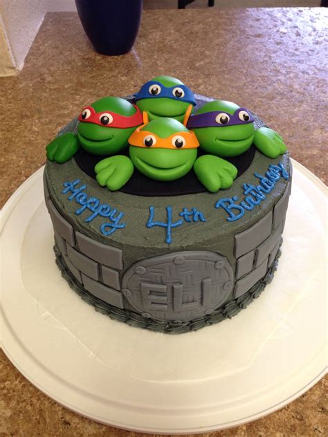 Turtles Cake