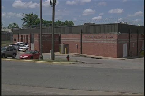 Tuscaloosa county jail photos. Geo resource failed to load. TUSCALOOSA COUNTY, Ala. (WBRC) - Mental health services are expanding at the Tuscaloosa County Jail. Sheriff Ron Abernathy told WBRC there are growing mental health concerns among inmates that need to be addressed. The Tuscaloosa County Commission approved a $150,000 contract … 