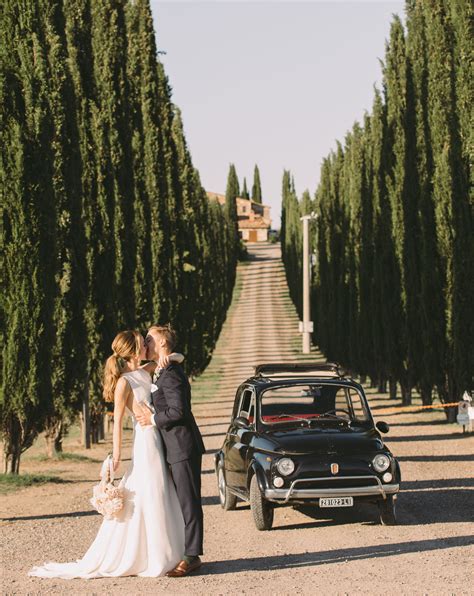Tuscan wedding. Shannon and Abraham’s rustic chic wedding was a beautiful infusion of cultures. As the bride is from Scotland, they included Scottish wedding traditions. The Tuscan Wedding helped ensure that all their wishes came to life for their ceremony. The couple got married at the Santa Maria Novella church in Florence, one of … 