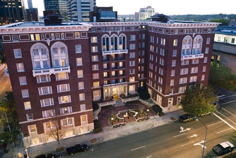 Tutwiler hotel. Experience comfort, luxury, and exceptional dining at the Tutwiler Hotel in downtown Birmingham, Alabama. Indulge in delicious cuisine at the hotel's restaurant, … 