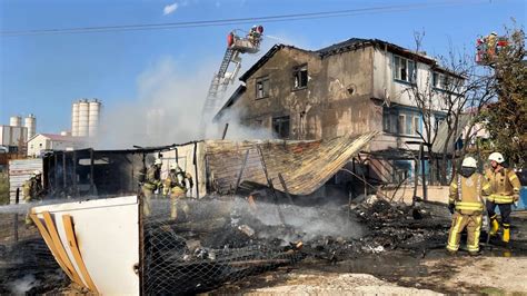 Tuzla'da binada çıkan yangın söndürüldü - Son Dakika Haberleri