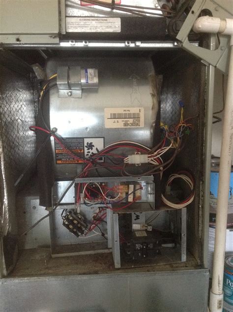 Twe036c140b0 - I have a trane TWV036B140A1 electric furnace with heat pump. The units blower will shut off intermittently while the heat pump keeps running in heat mode or in air conditioning mode.