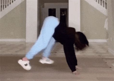 Twerking dance gif. Things To Know About Twerking dance gif. 
