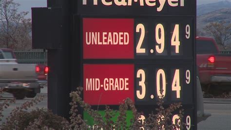 Twin falls id gas prices. The average gas price in Twin falls, ID is $4.16. What are the three types of gas at the pump? Gas stations usually offer three gas octane grades: regular (usually 87 octane), mid-grade (usually 89 octane), and premium (usually 91 or 93 octane). 