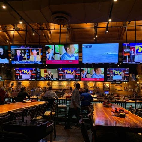 Twin Peaks Restaurants, Madison Heights. 10,084 likes · 28 talking about this · 33,582 were here. Visit Twin Peaks, a sports bar in Madison Heights, MI for lunch, happy hour, dinner & late-night.. 