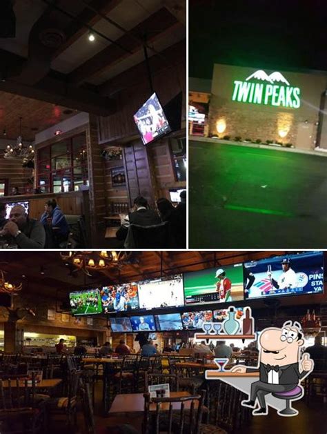 Twin Peaks Restaurants: Better than Hooters - See 111 traveler reviews, 28 candid photos, and great deals for Oakbrook Terrace, IL, at Tripadvisor. Oakbrook Terrace Flights to Oakbrook Terrace.