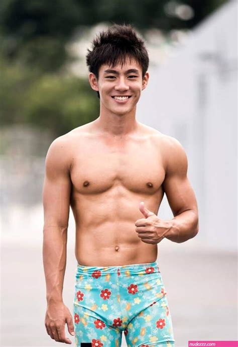 Jan 18, 2020 · Men’s underwear and swimwear targeting gay men is nothing new in the West, but now newcomers based in Asia like Tight Tams and U-Touch are making forays into this niche industry with often ... 