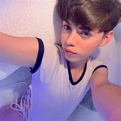 Twinksebby Nude