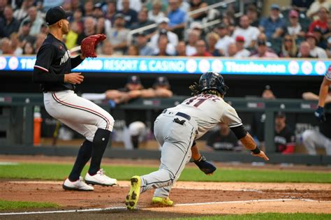 Twins’ offense stuck in first gear in loss to Cleveland