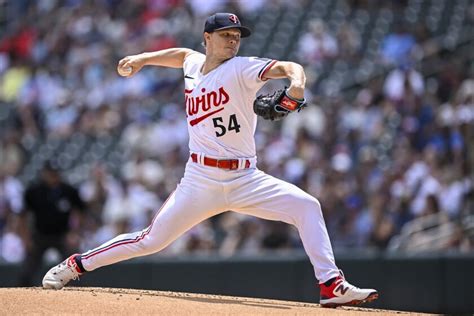 Twins’ right-hander Sonny Gray working out the kinks