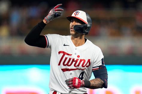 Twins balance playoff push, keeping players fresh and healthy for October