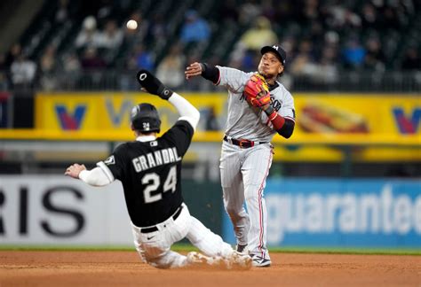 Twins can’t capitalize on opportunities in loss to White Sox