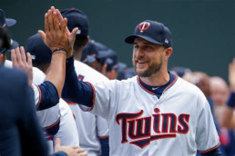 Twins manager for a day: Rocco Baldelli turns over reins to Kyle Farmer, Jorge Polanco