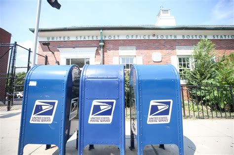 Two Massachusetts residents indicted for allegedly robbing USPS postal workers in Boston