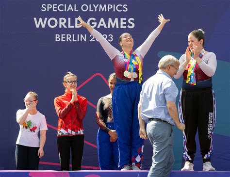 Two Minnesotans, including SPPD employee, win gold medals at Special Olympics World Games
