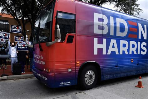 Two Texas 'Trump Train' participants settle lawsuit claiming they harassed 2020 Biden campaign bus