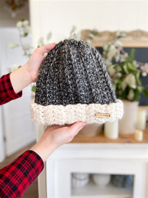 Two Tone Beanie Crochet Pattern