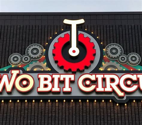 Two bit circus la. Aug 22, 2018 · Inside Two Bit Circus, LA’s new VR and arcade amusement park Digital takes on classic carnival and arcade ideas abound in this new LA space. Samuel Axon - Aug 22, 2018 11:06 pm UTC. 