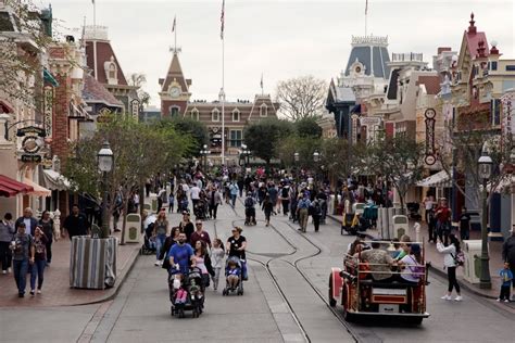 Two hotels next to Disneyland may be demolished