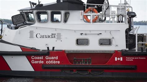 Two injured after pleasure boat collides with ferry north of Quebec City