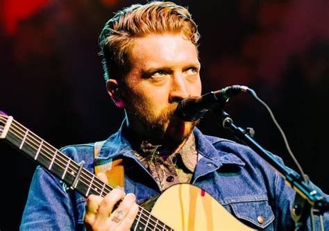 Tyler Childers’ net worth and earnings are entirely based on the sale of his music and his live performances. Tyler is currently doing well financially, with sources estimating his net worth to be between $100,000 and $1,000,000.