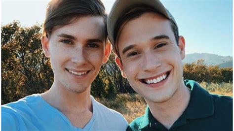 Tyler henry boyfriend. Source: Instagram. Hollywood Medium Tyler Henry ’s days as a single man are over, as RadarOnline.com has exclusively learned the 22-year-old psychic has fallen “head over heels” in love with ... 