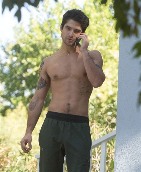Tyler Posey is showing off his whole body while frying some sausage for breakfast in this hot, thirst trap pic!. The 28-year-old actor showed off his muscles while getting ready to cook and eat ...