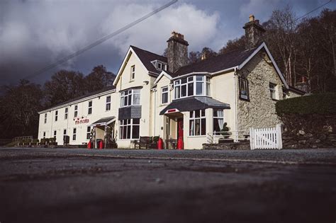 Tyn-Y-Capel Inn & Restaurant in Minera - Restaurant menu and …