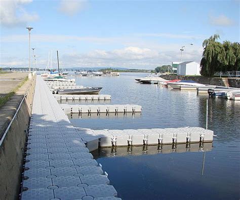 Types of Permanent and Temporary Docks for Your Business