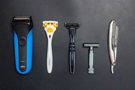 Types of razors. Nov 8, 2021 · Each kit comes with two five-blade cartridges, one ergonomic razor handle and one magnetic hook for easy storage. “You may need to change blades more frequently as pubic hair is more coarse ... 