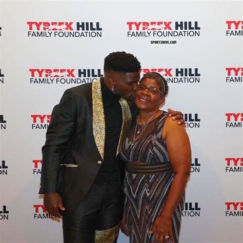 Tyreek hill mom. Things To Know About Tyreek hill mom. 