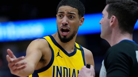 Tyrese Haliburton has 20 assists in Pacers’ 120-104 victory over Bulls