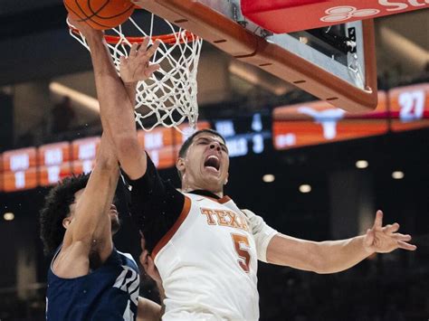 Tyrese Hunter scores 18 points, powers No. 19 Texas past Rice 80-64