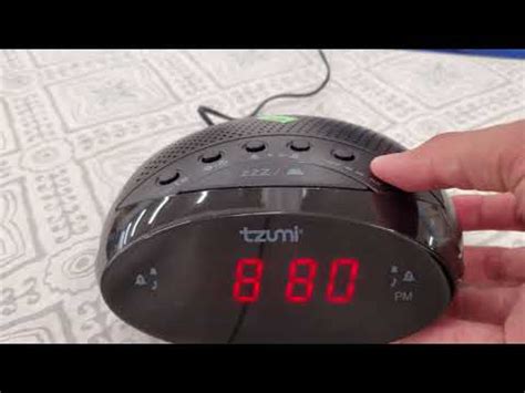 Tzumi clock set time. ⑴ Long press CLOCK to time setting, now it’ s hour setti ng with flash, the flash time is five seconds. ⑵ Press previous or next button to change the hour , the flash time is five … 
