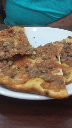 Uğur Pide Ve Kebap Salonu, Metin Oktay yorumlar. İzmir, İzmir .