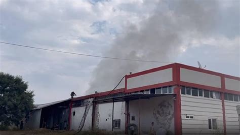 Uşak’ta tekstil fabrikasında çıkan yangın söndürüldüs