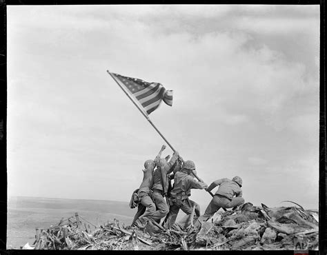 U S Marines on Iwo Jima