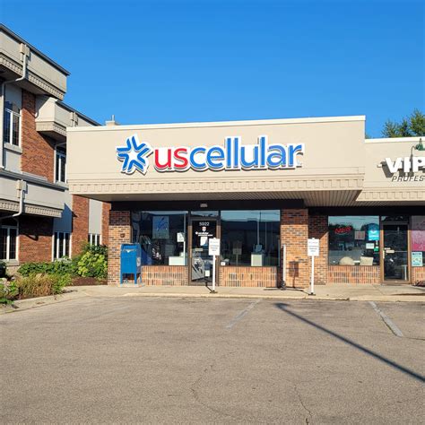 10:00 am to 7:00 pm. Sun. 12:00 pm to 5:00 pm. Services: Payment Center Device Support Prepaid Wireless Replenishment Center Spanish Speaking Associate Available Trade-in Program In Store Appointment Accessories Installment Pricing. Samsung. Visit UScellular® at 3401 Raleigh Road Pkwy W in Wilson, NC to take advantage of reliable coverage and .... U s cellular near me
