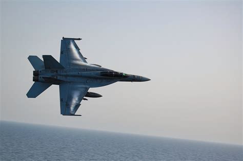 U.S. Air Force and Navy pilots: one and same thing? - AeroTime