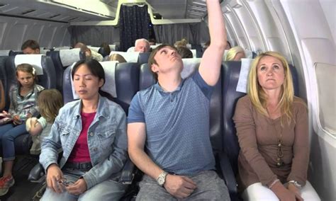 U.S. Man Who Smelled So Bad a Plane Had to Make Emergency …