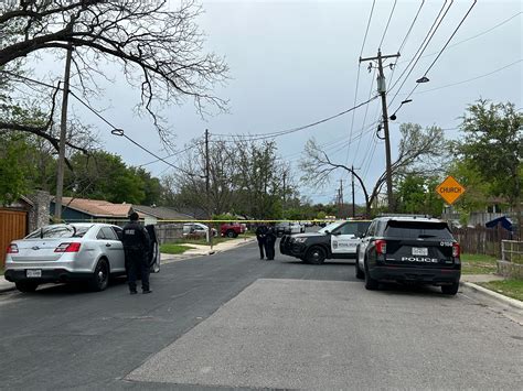 U.S. Marshals arrest woman in connection with north Austin homicide investigation