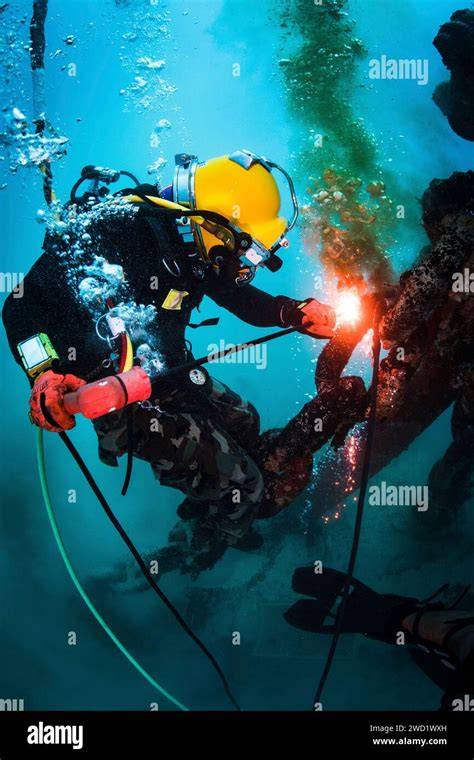 U.S. Navy Underwater Cutting & Welding Manual - Maritime - raincitystudios.com