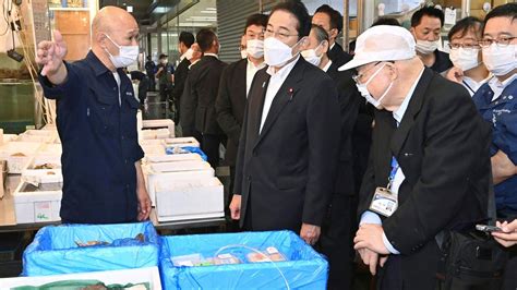 U.S. envoy visits Fukushima to eat fish, criticize China’s seafood ban over wastewater release