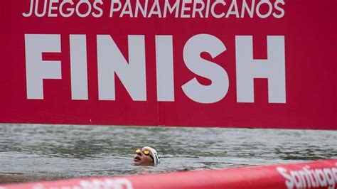 U.S. marathon swimmer Ashley Twichell back on top with gold at Pan American Games