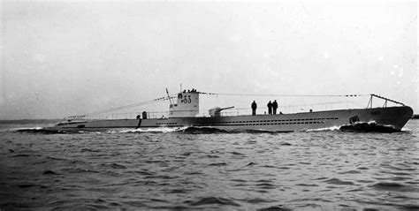 U-33 was a German submarine that sank 10 ships and was lost in 1940. Learn about its history, commanders, successes, fate, and dive site on uboat.net.